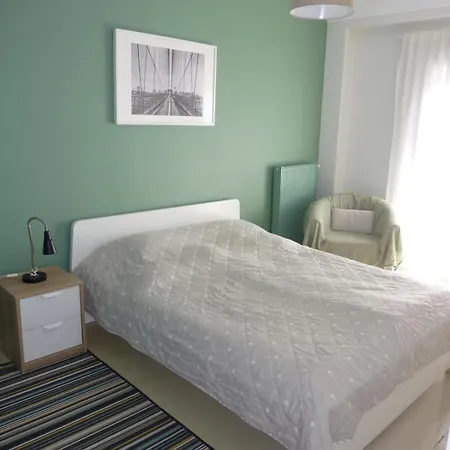 Modern Style Apartment,central Thessaloniki, 100qm